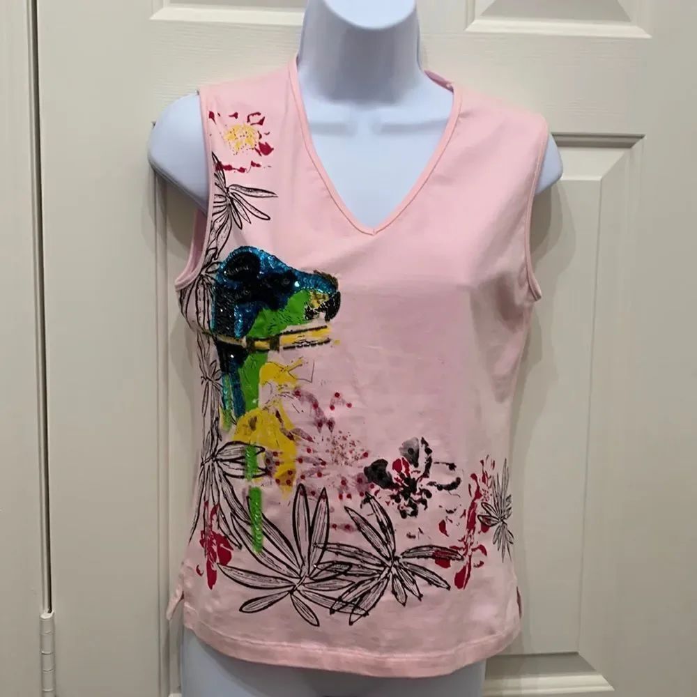 Pink Short Sleeve Sequin Parrot Beaded Flower
